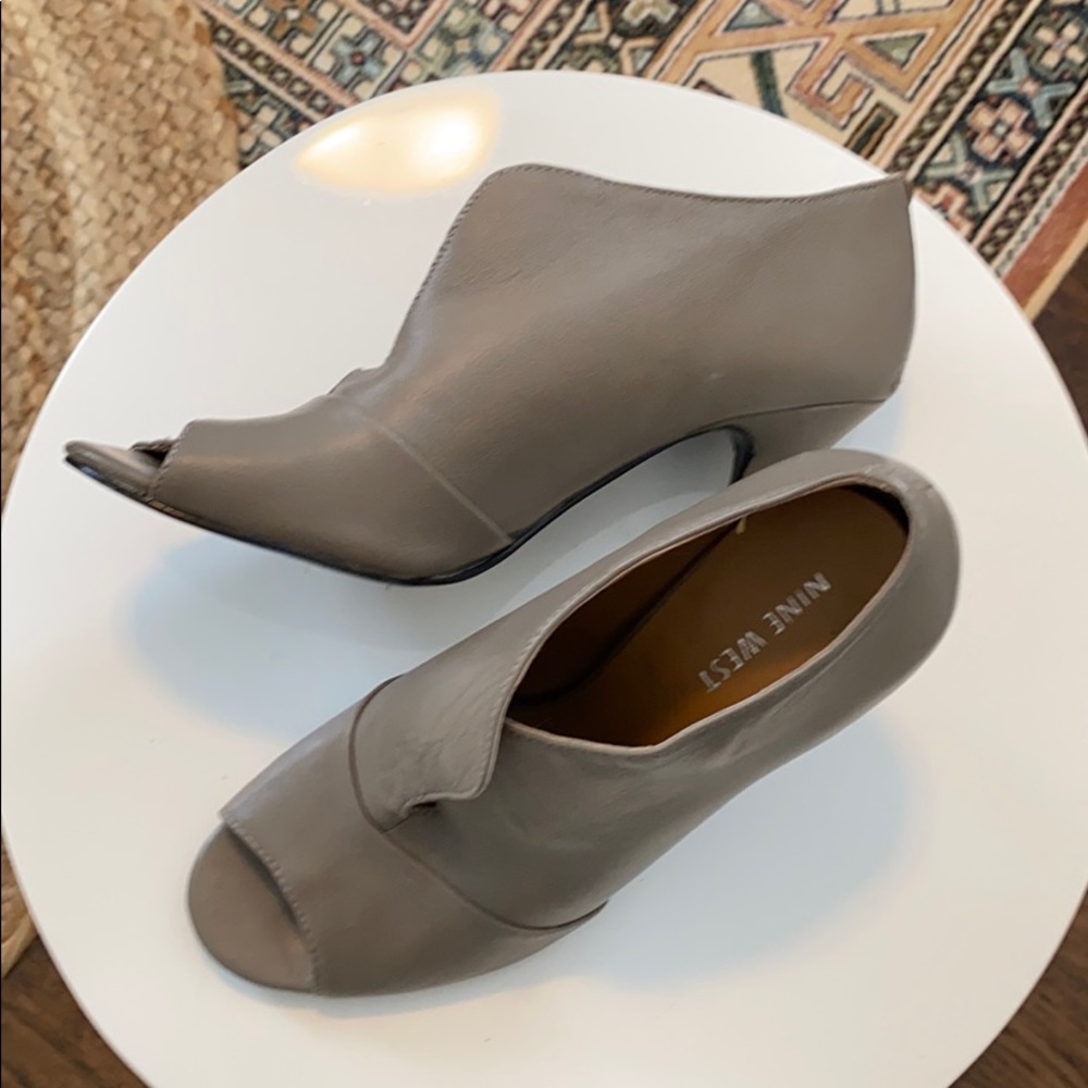 Nine West Bootie - Picture 2 of 5